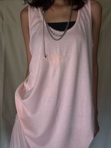 Pink sleeveless camisole