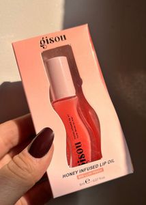 Gisou Honey Infused Lip Oil