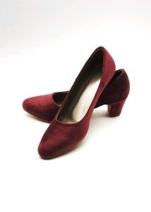 EXPORT QUALITY Burgundy Velvet Block Heel Pumps