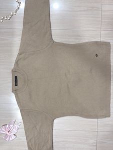 Classic Beige Crew Neck Sweater. (FREE DELIVERY)