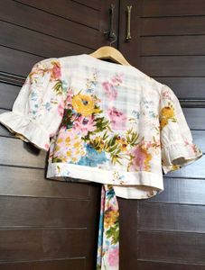 Madame Floral Print Tie-Front Cropped Shrug