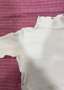 White Ribbed Cropped Top