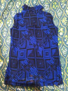 Blue &amp; Black Geometric Print mesh style Sleeveless