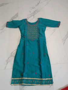 Stylish Teal &amp; Red Kurta Set