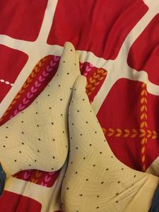 Cream Dot Ankle Socks