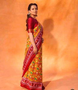 kanga ranaut Exquisite Traditional Indian Saree
