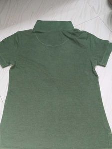 Green Polo T-Shirt for 8to 10 boy or girl