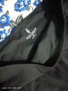 Classic Black Leggings - Comfortable &amp; Versatile