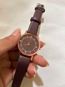 Elegant Brown Leather Strap Watch