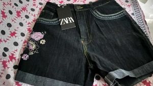 Hot pants