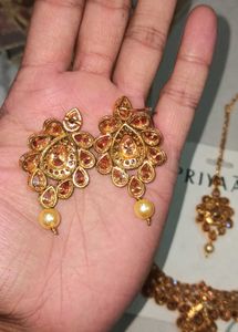 ​✨ Priyaasi Elegant Stone Jewellery Set
