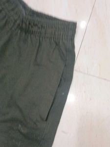 Men's Casual Dark Green Shorts