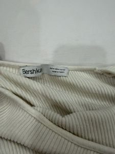 Bershka Ribbed Long Sleeve Crop Top