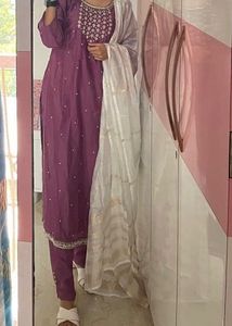 Elegant Purple Embroidered Kurta Set