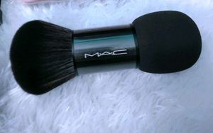 Brand New MAC Foundation Dual Brush