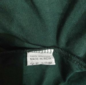 Entease Dark green coverup or shrug