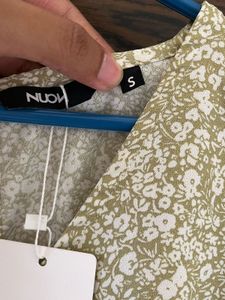 Chic Floral Print backless top