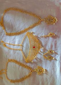 Golden Jewellery Set