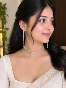 Sparkling Necklace and Earring Set