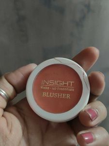 Insight Blusher - Essentials!