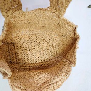 Straw tote bag with pearl embellishments