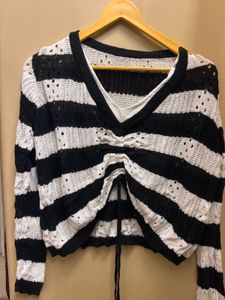 Striped V-Neck Cropped Sweater