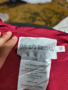 Chic Red Cropped Cardigan