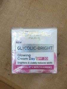 L'Oreal Paris Glycolic-Bright Glowing Cream