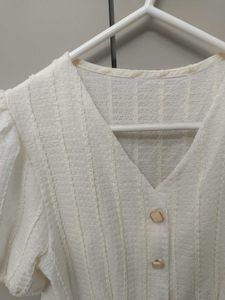 Chic White Textured Puff Sleeve Top