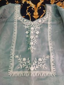 beautiful pakistani suit