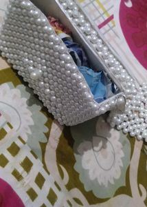 [FREE DELIVERY] Handmade Pearl Bag