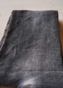 Bundle of men's jeans