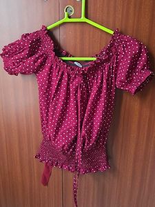 Chic Polka Dot Off-Shoulder Top