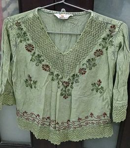 Boho Embroidered V-Neck Tunic Top - M/L Size
