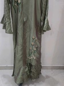 Elegant Embellished Kurta Set