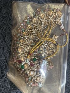 Elegant Gold-Tone Jewellery Set