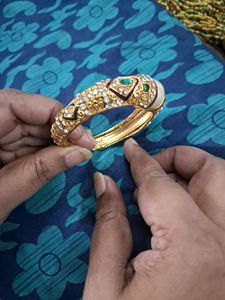 Beautiful Openable Kada