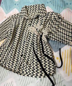 Stylish Black &amp; White Checkered Top
