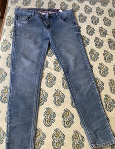 Light Wash Slim Fit Jeans for Men