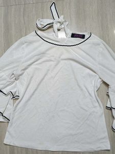 Chic White Bell Sleeve Top