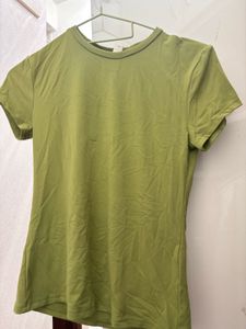 🍵 Matcha Green Fitted Tee 𝜗𝜚˚⋆