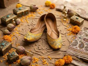 Elegant Yellow Embellished Juttis
