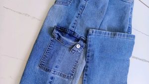 Blue Cargo Jeans 🌈