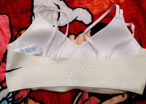 Nike Ind breath light- sports bra