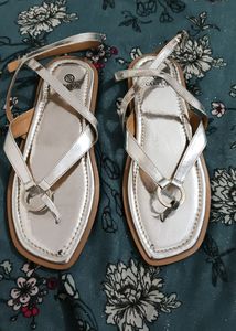 New Unused Sandals..size 3/36