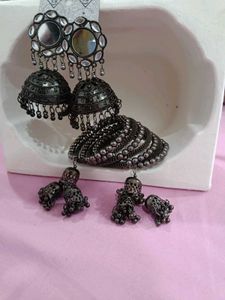 EARRINGS (FREE GIFT BOX)