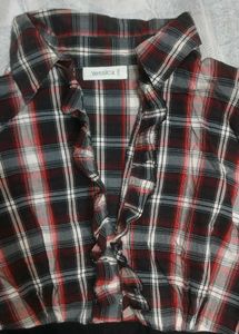 Stylish Plaid &amp; Black Ruffle Top