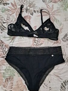 Sexy Black Lacy Honeymoon Bra & Panty Lingerie Set