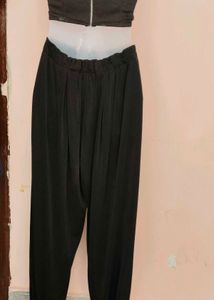 Premium Solid Black Super-Stretch Wide-Leg Trouser