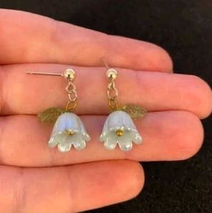 Flower Drop Earrings